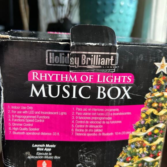Holiday Brilliant Rhythm of Lights Music Box - Picture 3 of 9